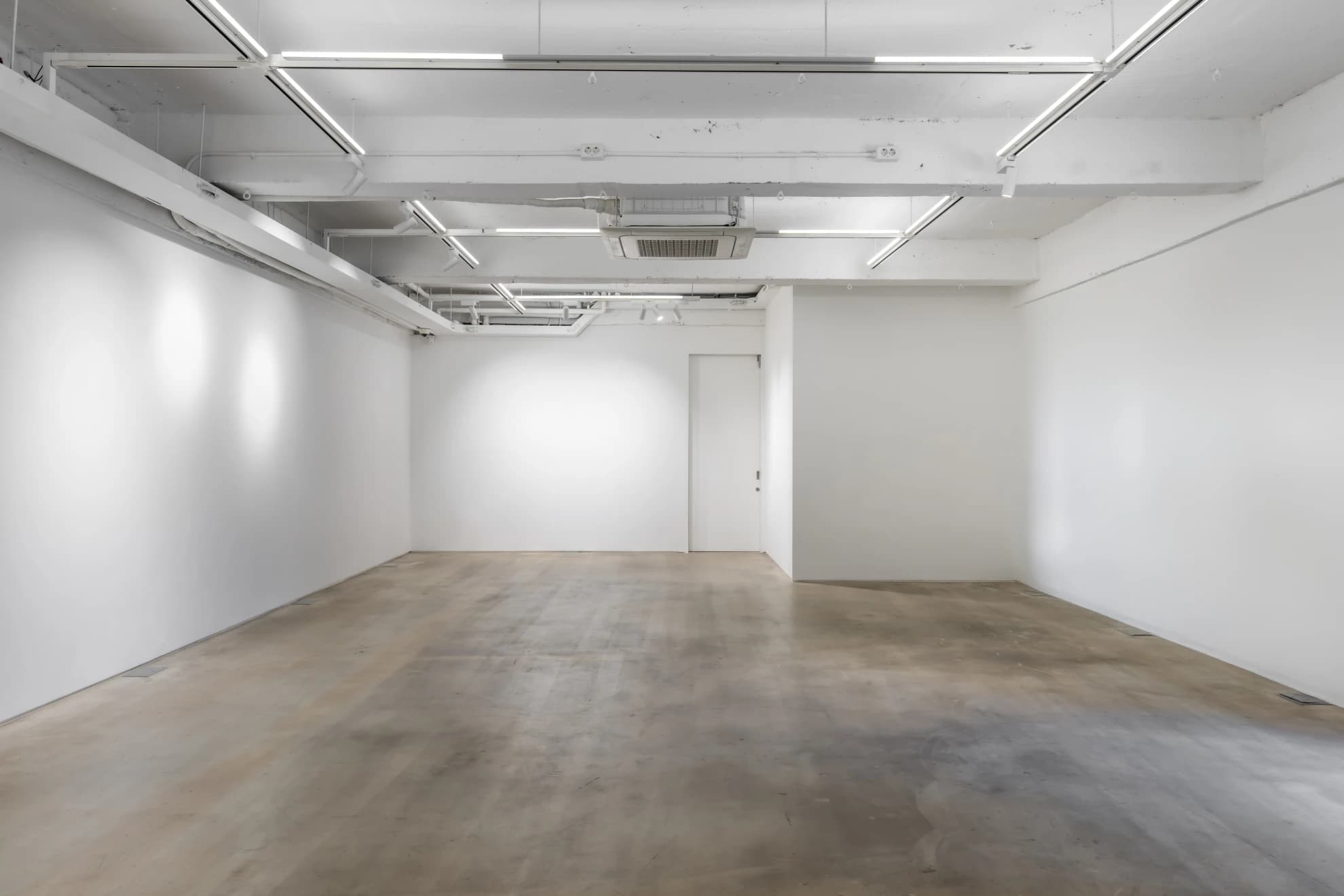 1층 갤러리 공간 1